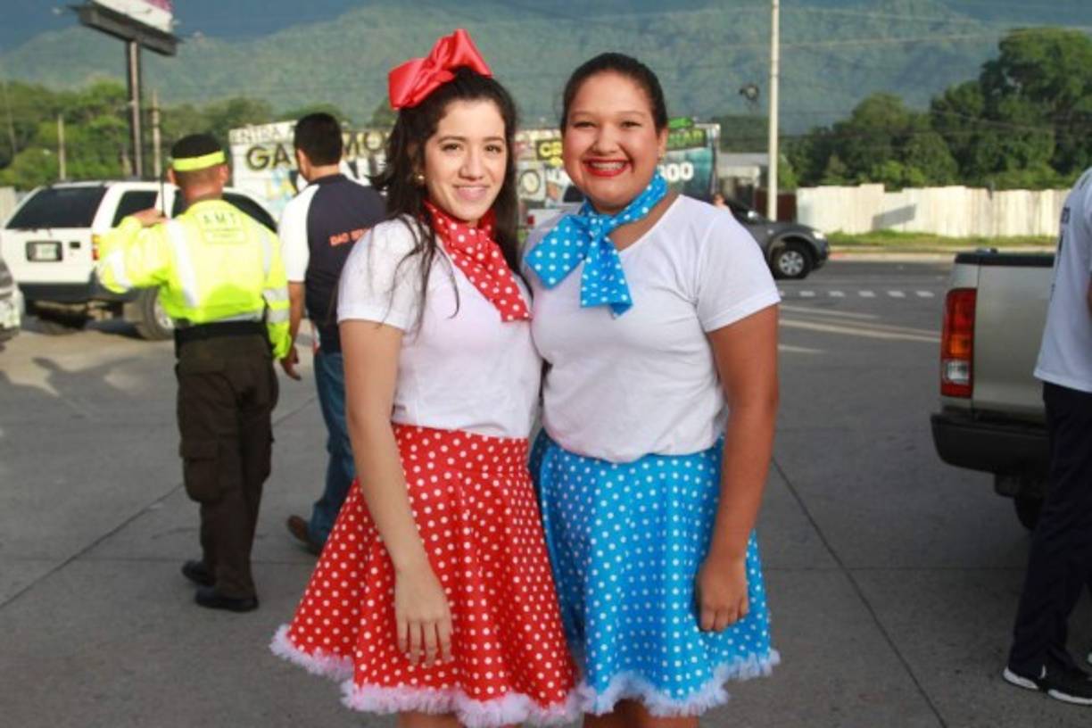 Nicole Anariba y Ana Rivera.