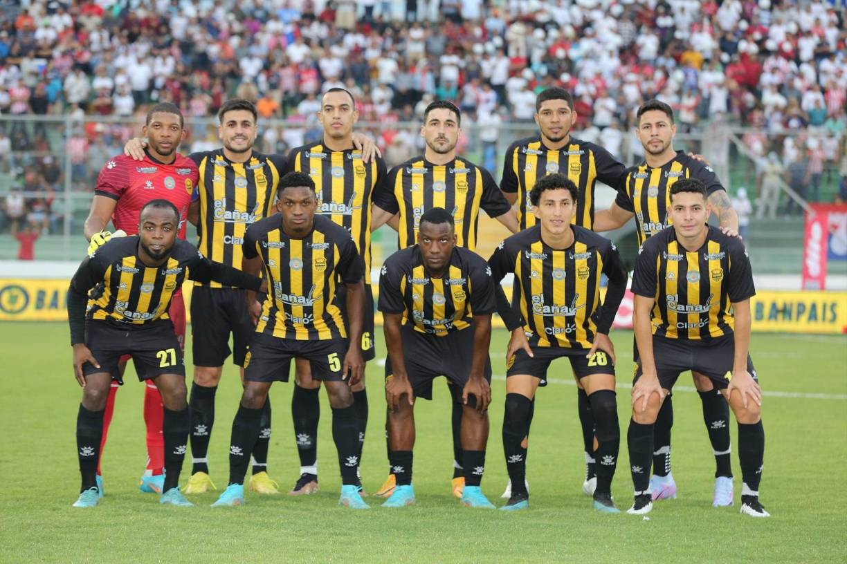  Real Club Deportivo España: El equipo hondureño aparece en la octava posición.