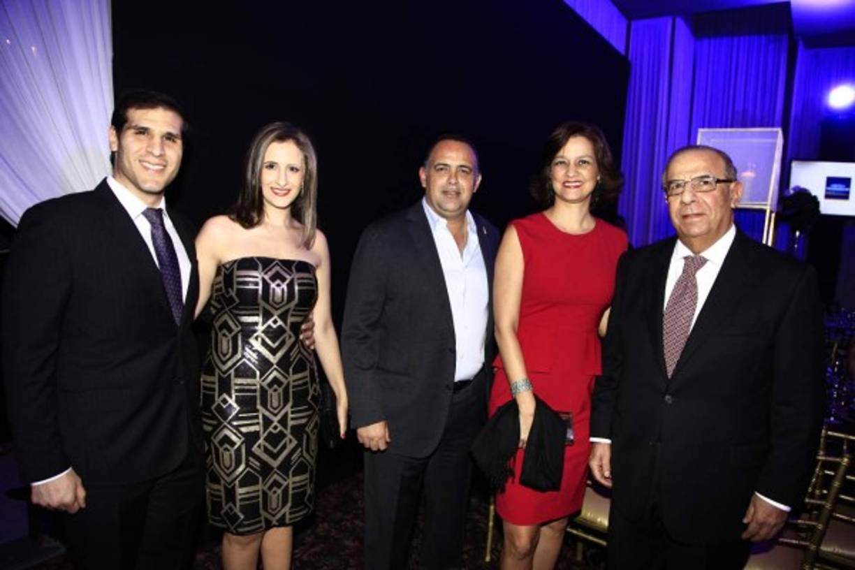 Jorge Faraj Larach, Amy Qubain, Armando y Karen Calidonio y Jorge Faraj.