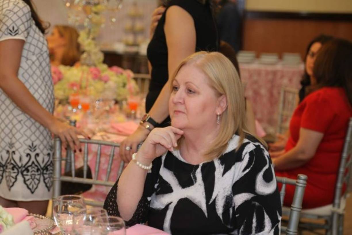 Ingrid Scheurer de Yacamán.