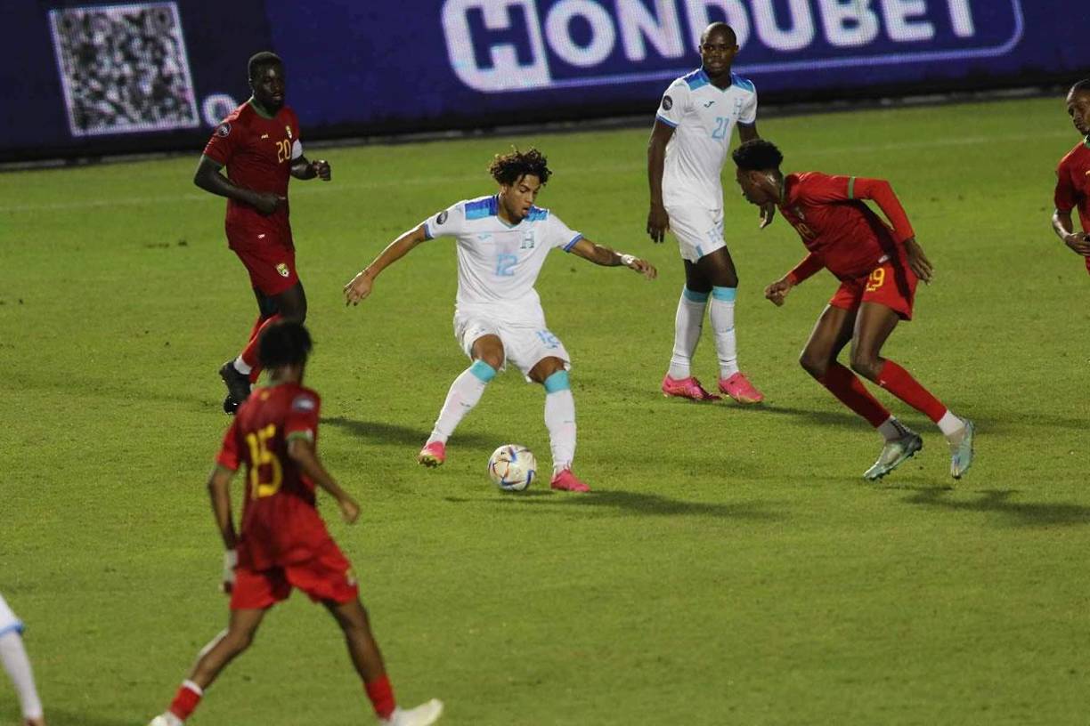 David Ruiz dejó destellos de calidad en sus primeros minutos con la Selección de Honduras.