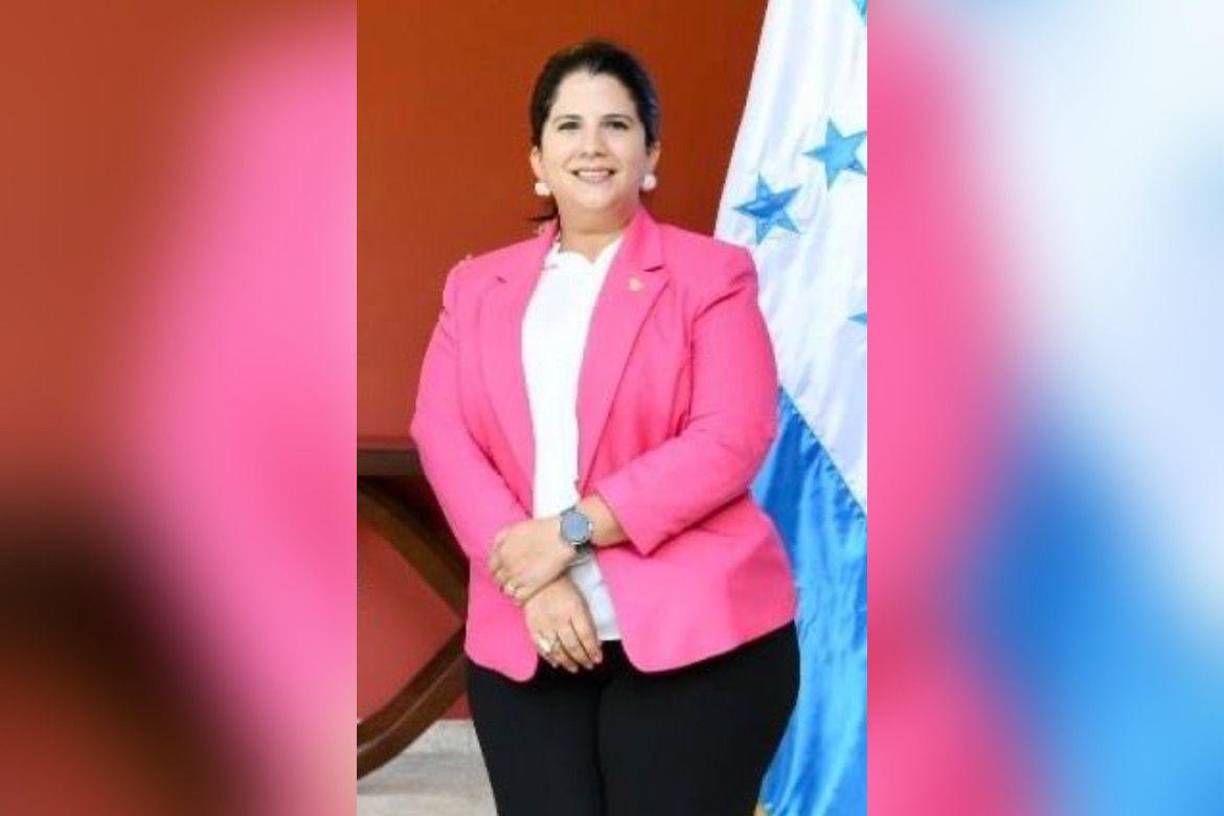 Hace al menos un año, así se veía la congresista del Partido Salvador de Honduras (PSH). 