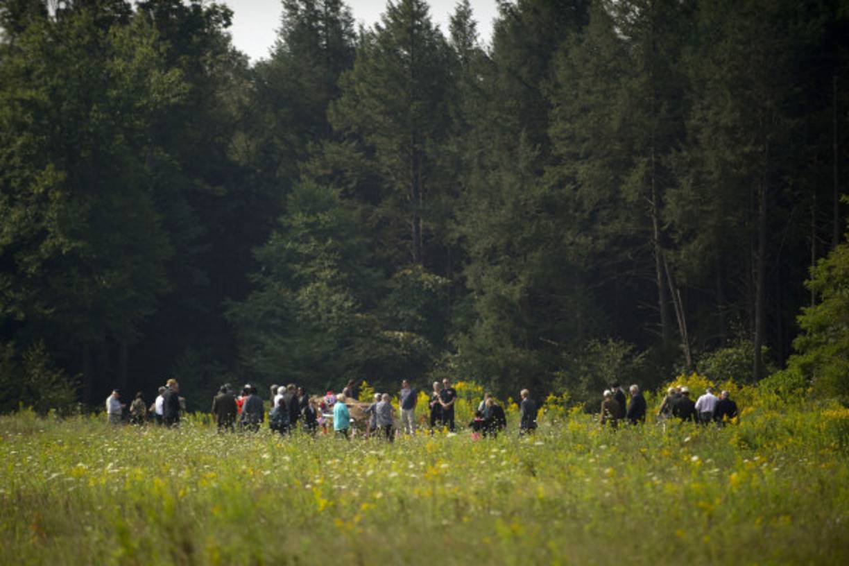En Shanksville, Pensilvania, familias de las víctimas del vuelo 93 se reunieron para recordarlos en el sitio donde se estrelló el avión.