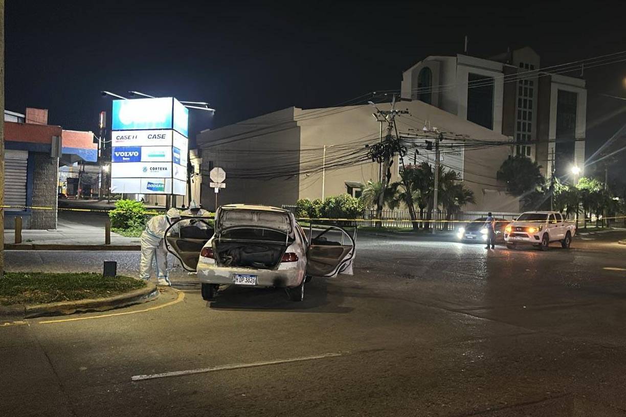 De acuerdo con las investigaciones de la Policía, Geovany Agurcia abordaba a las víctimas que se conducían en taxis o vehículos personales y las llevaba a diferentes cajeros automáticos a retirar dinero y posteriormente abusaba sexualmente de las víctimas.