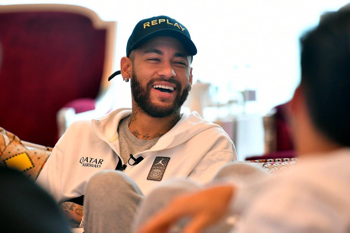 Neymar se mostró muy eufórico en la reunión que terminaría con un gesto de Mbappé robándose el protagonismo.