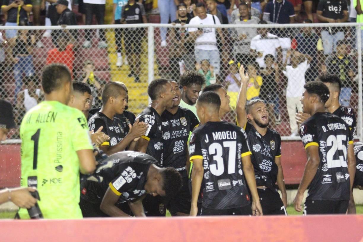 6. Club Atlético Independiente (CAI): El equipo de Panamá logró clasificar a la siguiente fase de la Copa Centroamericana y en los cuartos de final se medirá a Motagua. 