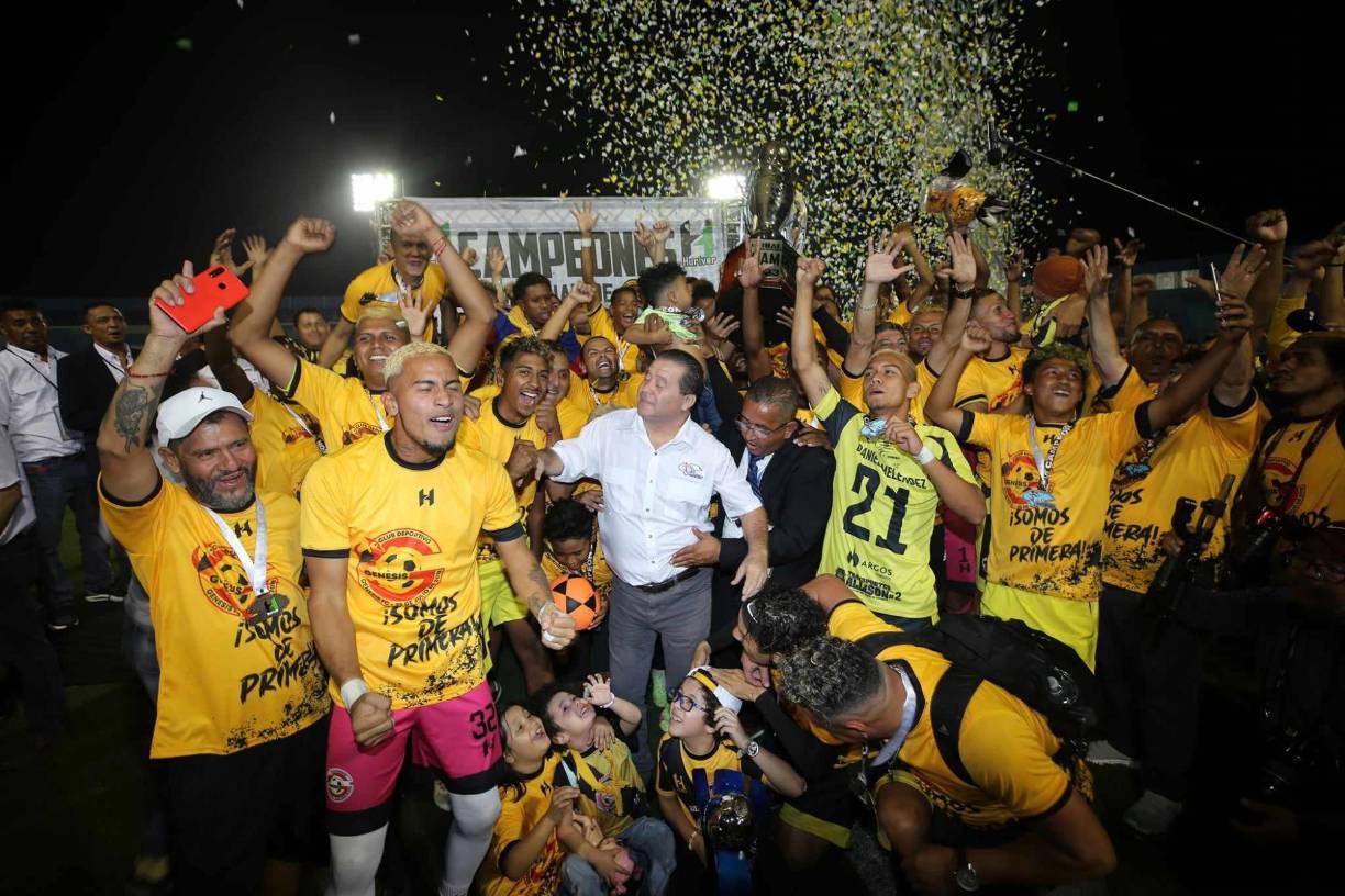 Los dirigidos por Reynaldo Tilguath fueron capaces de revirtir las adversidades en la finalísima de vuelta disputada en el Estadio Nacional, pues vinieron de abajo en dos ocasiones para empatar el marcador, que quedó 2-2 en el global, y posteriormente ganar la eliminatoria en una drámatica tanda de penales.