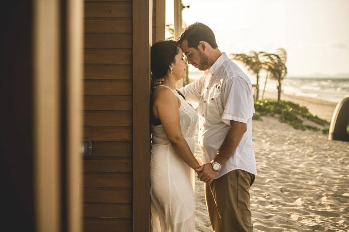 Al hacer la requisa en la escena del crimen, los policías observaron que la mujer estaba descalza y la ropa que andaba puesta no era acorde a la que usaba para ir a su trabajo