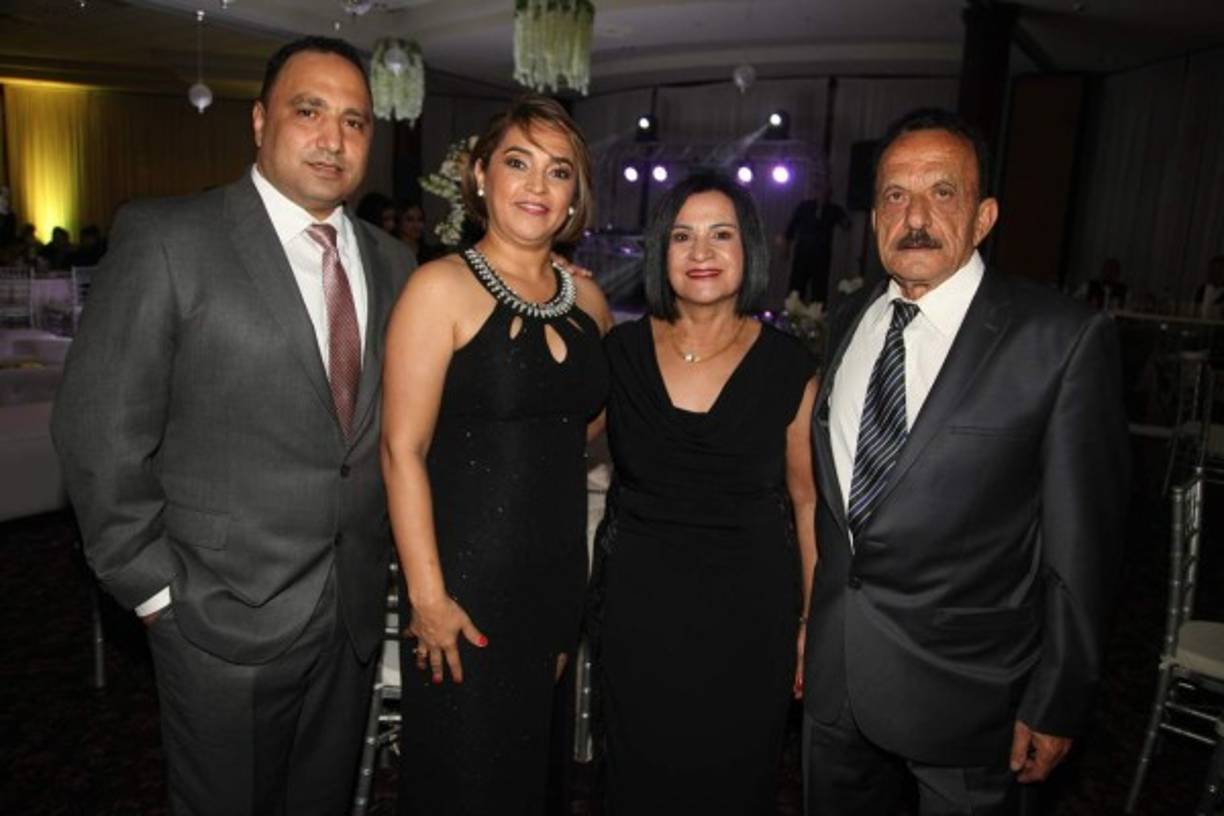 Fares, Waldina, Lody y George Awwad.