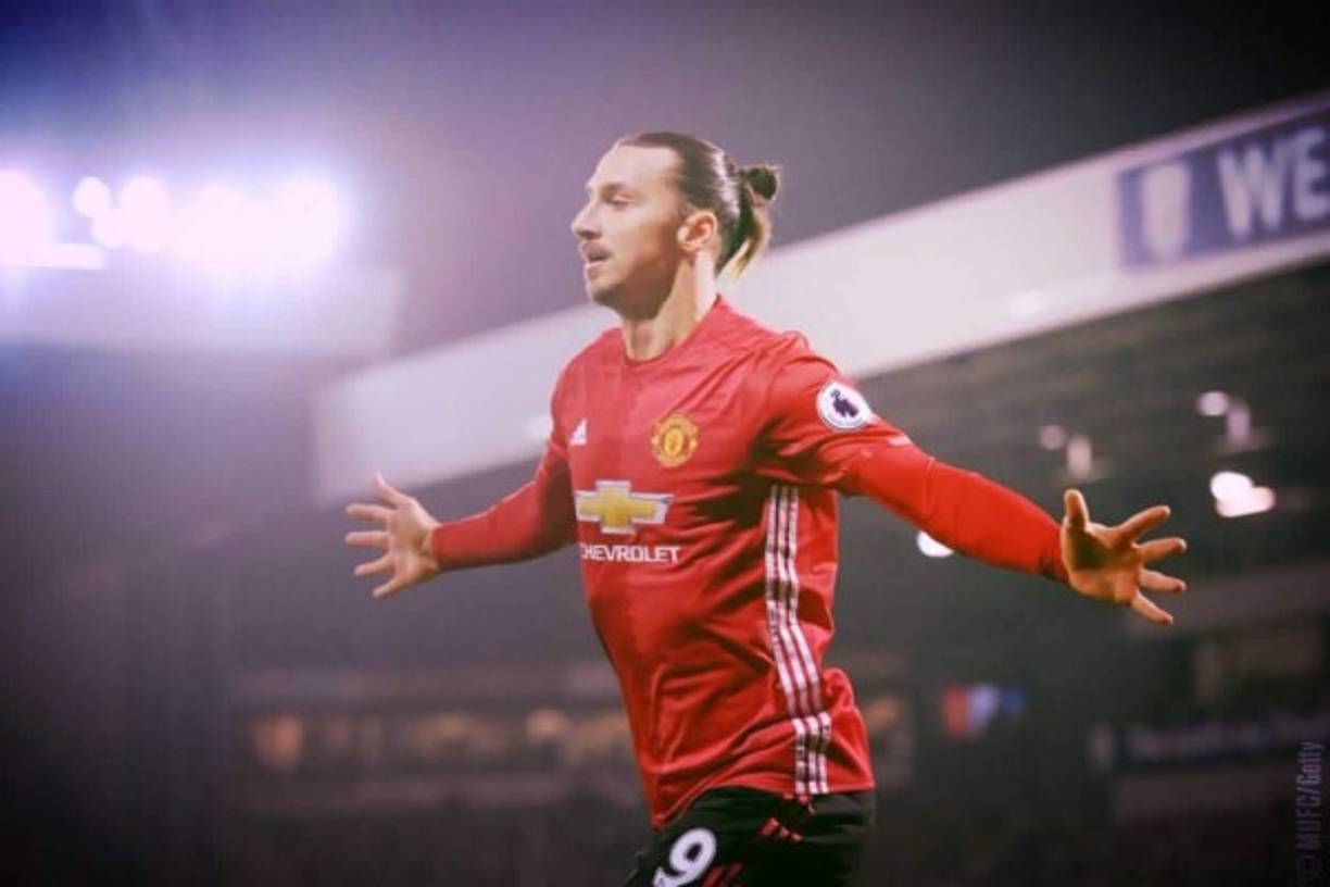 Según apunta el Daily Star, el sueco Zlatan Ibrahimovic recibirá una propuesta por parte de los dirigentes del Manchester United para que forme parte del cuerpo técnico cuando se retire.