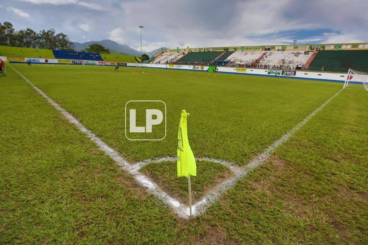 Así luce la cancha del estadio Juan Ramón Brevé Vargas para el debut del Olancho FC.