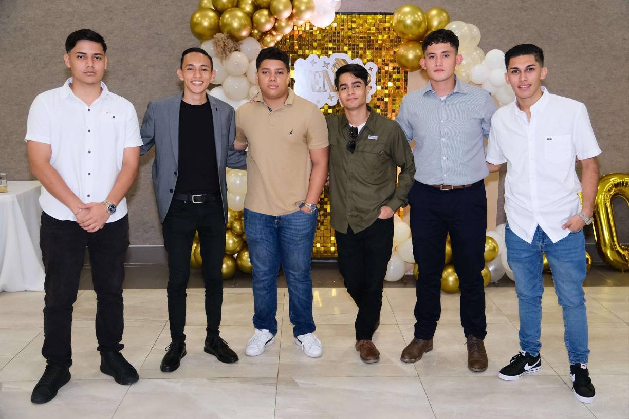 Marvin García, Justin Gómez, Jefferson Miranda, Kenneth Aguilar, Selvin Mejía y Josué Barahona