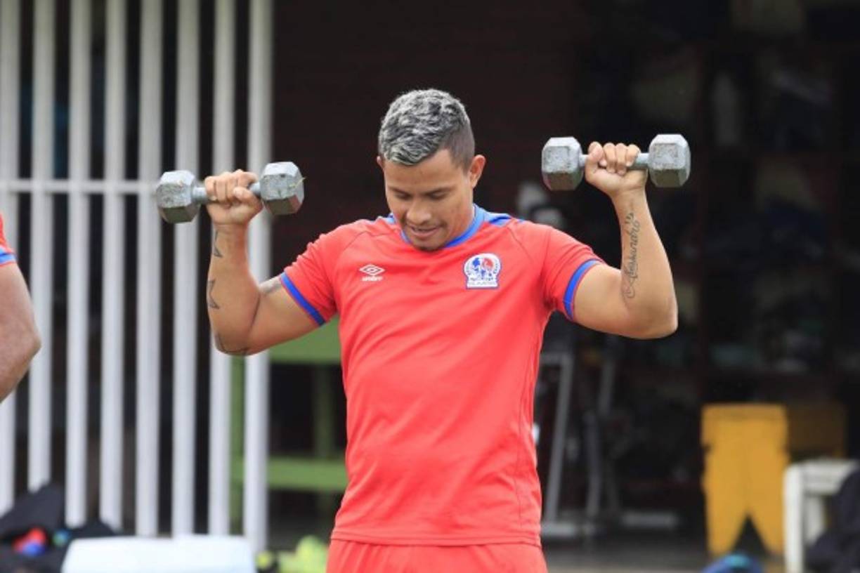 Germán Mejía está listo para reaparecer en el lateral derecho. El 'Patón' se lesionó en el clásico contra Marathón y ahora en el inicio de la pentagonal será titular frente al Vida.
