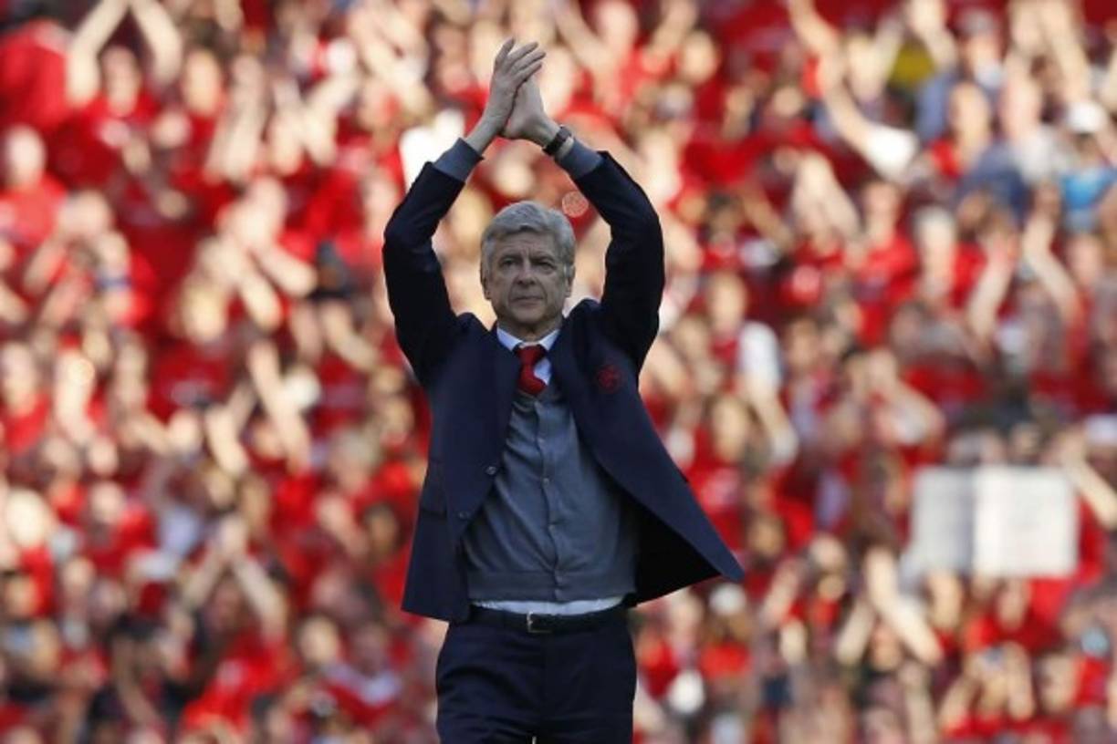 El Everton quiere a Arsene Wenger. Según The Sun, el club inglés le ha hecho una oferta al técnico francés de 8 millones de libras por temporada para que entrene a los 'Toffees' la temporada que viene.