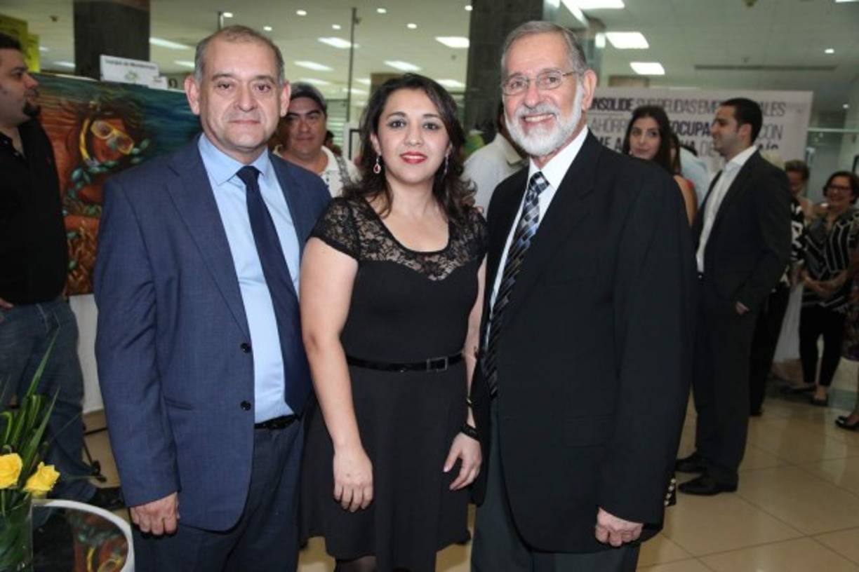 Marco Martínez, Gladys Romero y Marco Rietti.