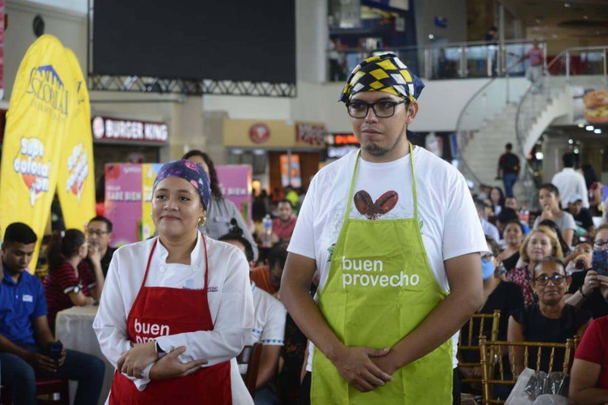 En el segundo bloque se enfretaron Katherine Enamorado y Samuel David Banegas. 