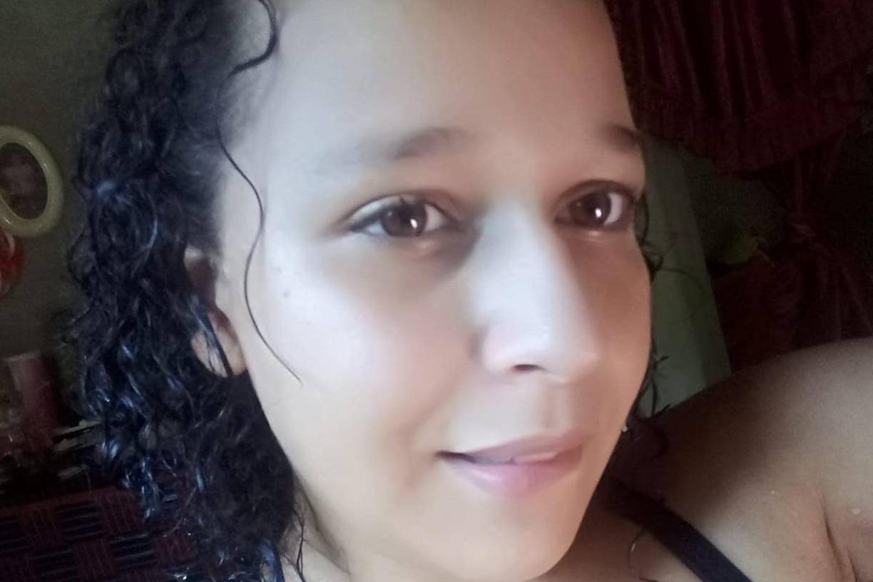 La familia de la joven ahora pide a las autoridades que se haga justicia.