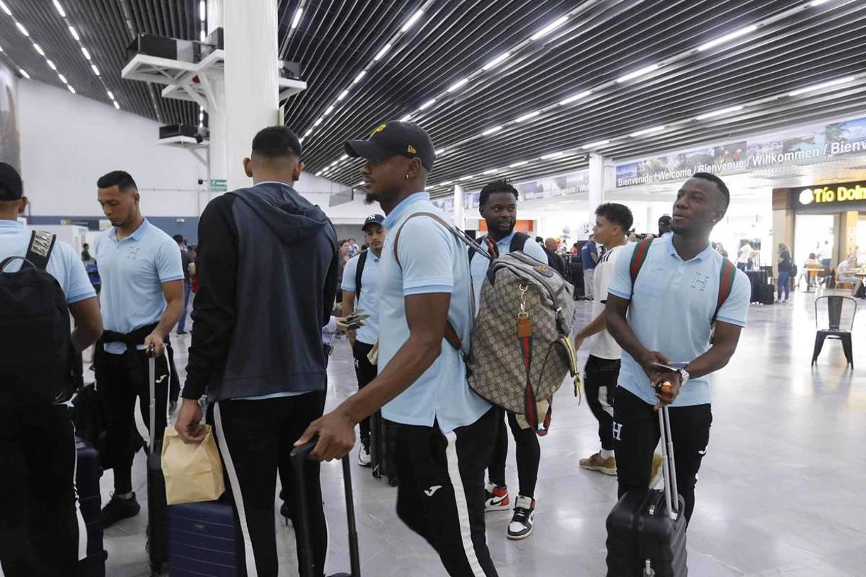 Itinerario de Honduras en República Dominicana: El primer y único entrenamiento de la Bicolor será el martes a las 6:00 p.m, el miércoles el reconocimiento y el viernes regresamos a Honduras.