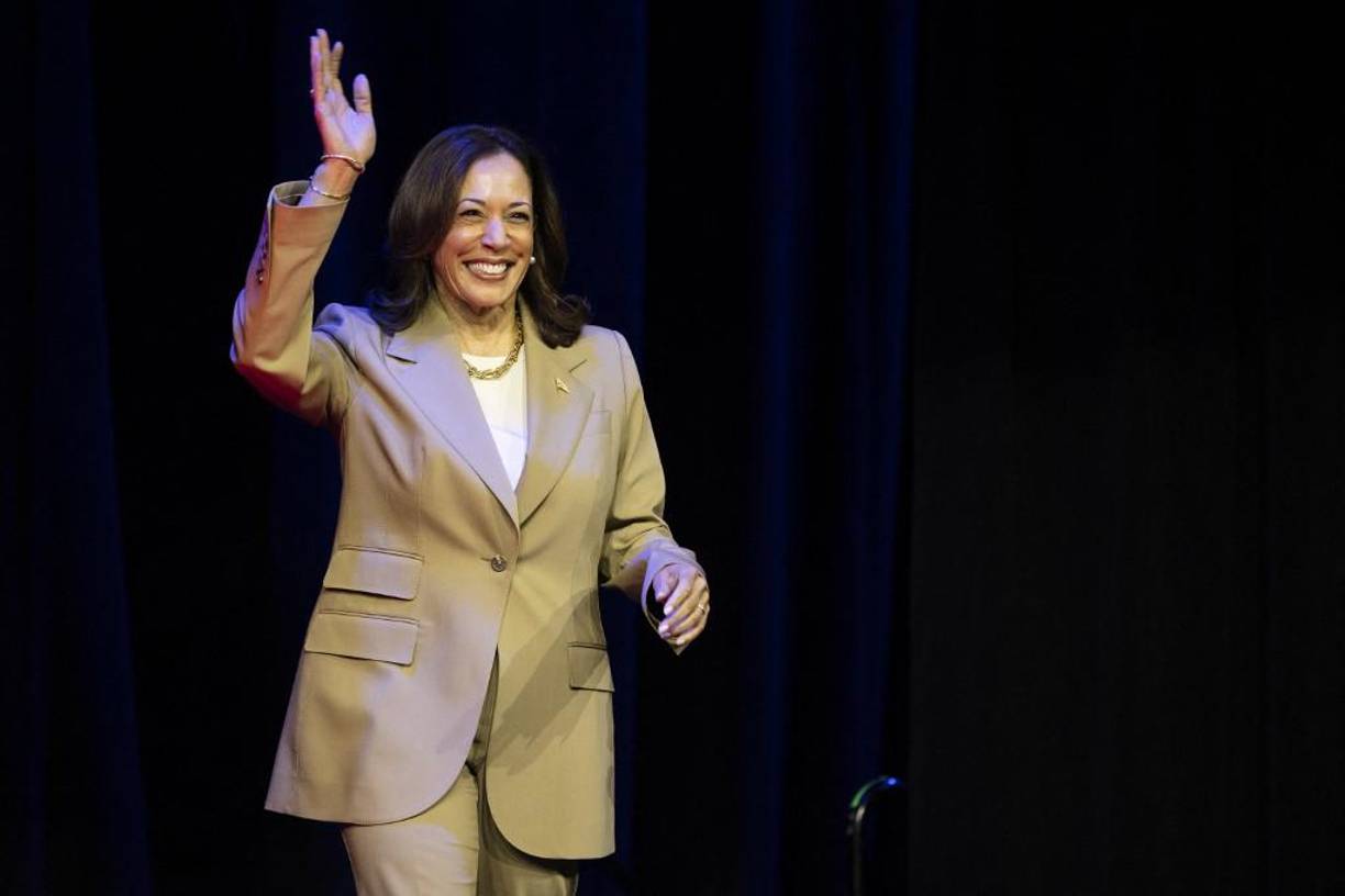 La vicepresidenta <b>Kamala</b> Harris podría escribir una nueva página en la historia de Estados Unidos si consigue romper el techo de cristal con el respaldo de Joe Biden para ser candidata a la presidencia.