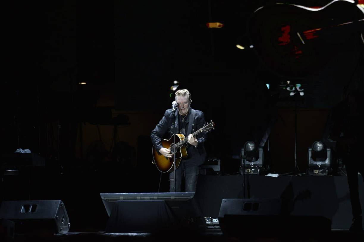 Además de presentar sus grandes éxitos, Miguel Mateos celebró sus 40 años de carrera musical. 
