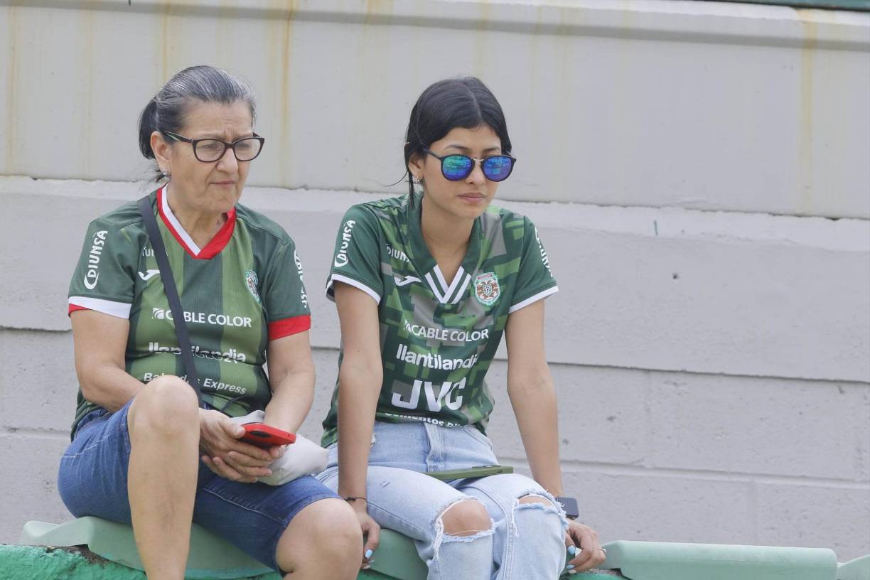Las bellas chicas que adornaron la última jornada y el gran ambiente