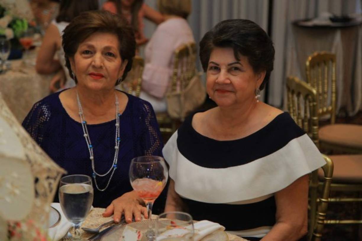 Cecilia Kafati y Nelly Saybe.