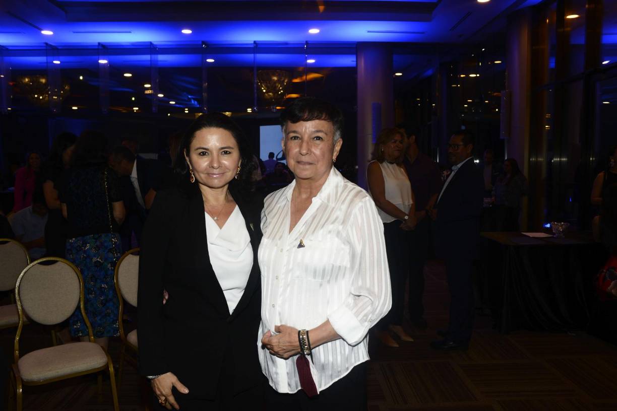 Pamela Molina y Daisy Pastor Fasquelle