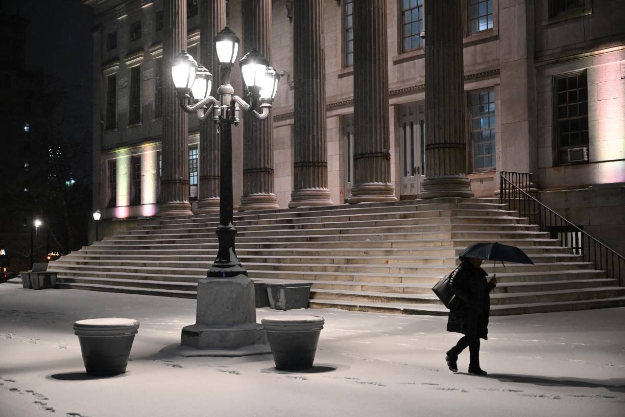 El récord anterior de falta de nieve significativa en la ciudad fue de 400 días y terminó el 21 de marzo de 1998, por lo que los 700 días transcurridos en esta ocasión son ya historia de la ciudad.