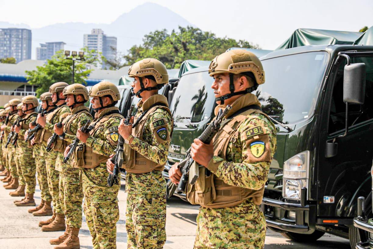 Bukele impone nuevo cerco militar en El Salvador tras asesinato de policía