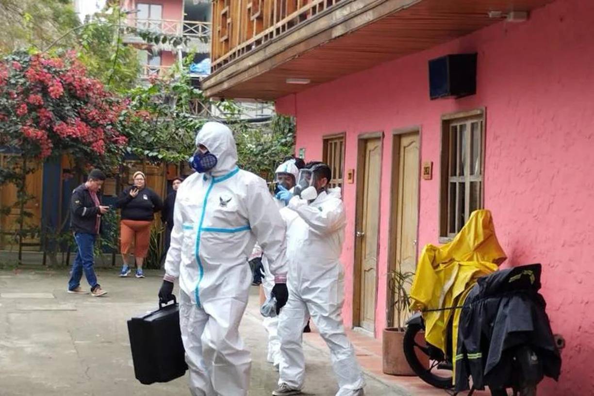 Los empleados de un hostal en Montañita, un balneario turístico de Ecuador ubicado a 500 kilómetros de Quito descubrieron el cadáver.
