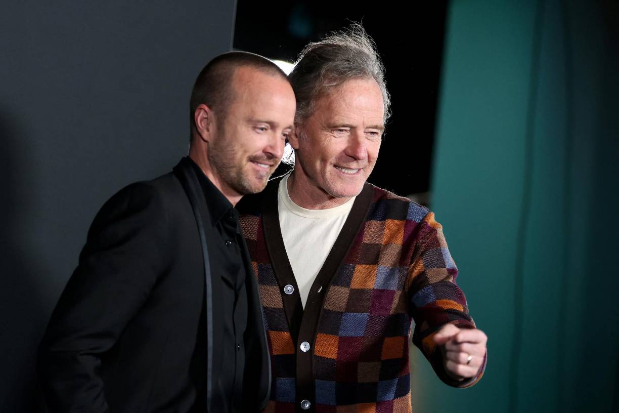 Los reconocidos actores Aaron Paul y Bryan Cranston, protagonistas de “Breaking Bad”, no quisieron perderse este evento.