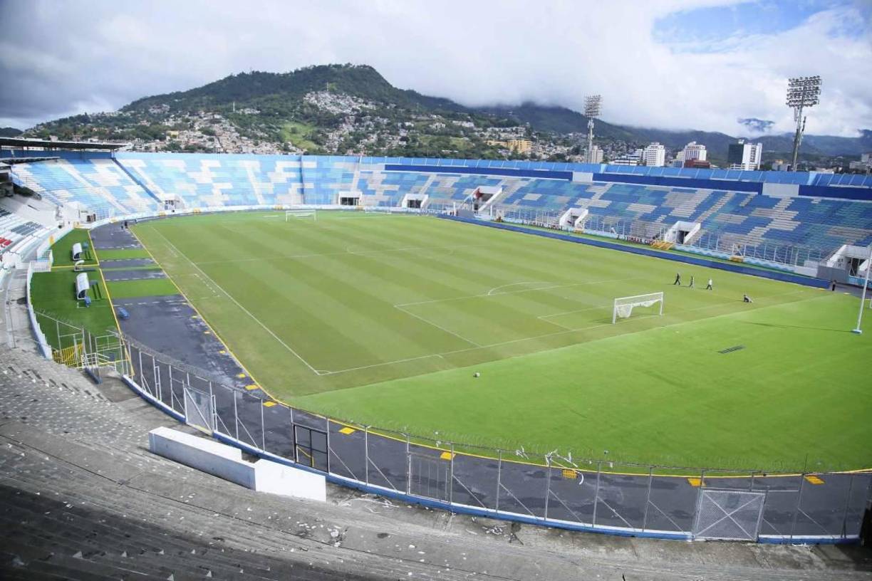 La selección de Honduras tendrá su prueba más complicada este viernes en el Estadio Nacional, por lo que la afición catracha espera tener un buen espectáculo.