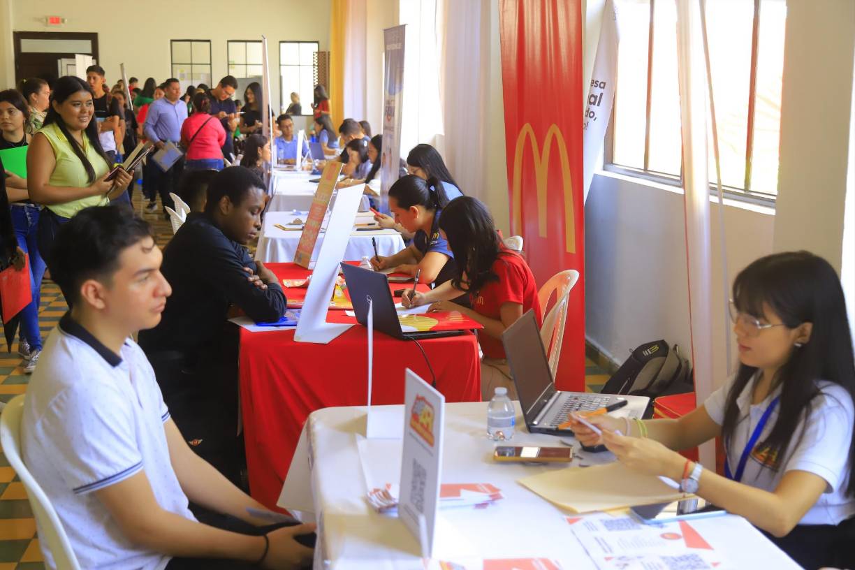 Algunos de los entrevistados se fueron a casa con una cita agendada en las empresas.