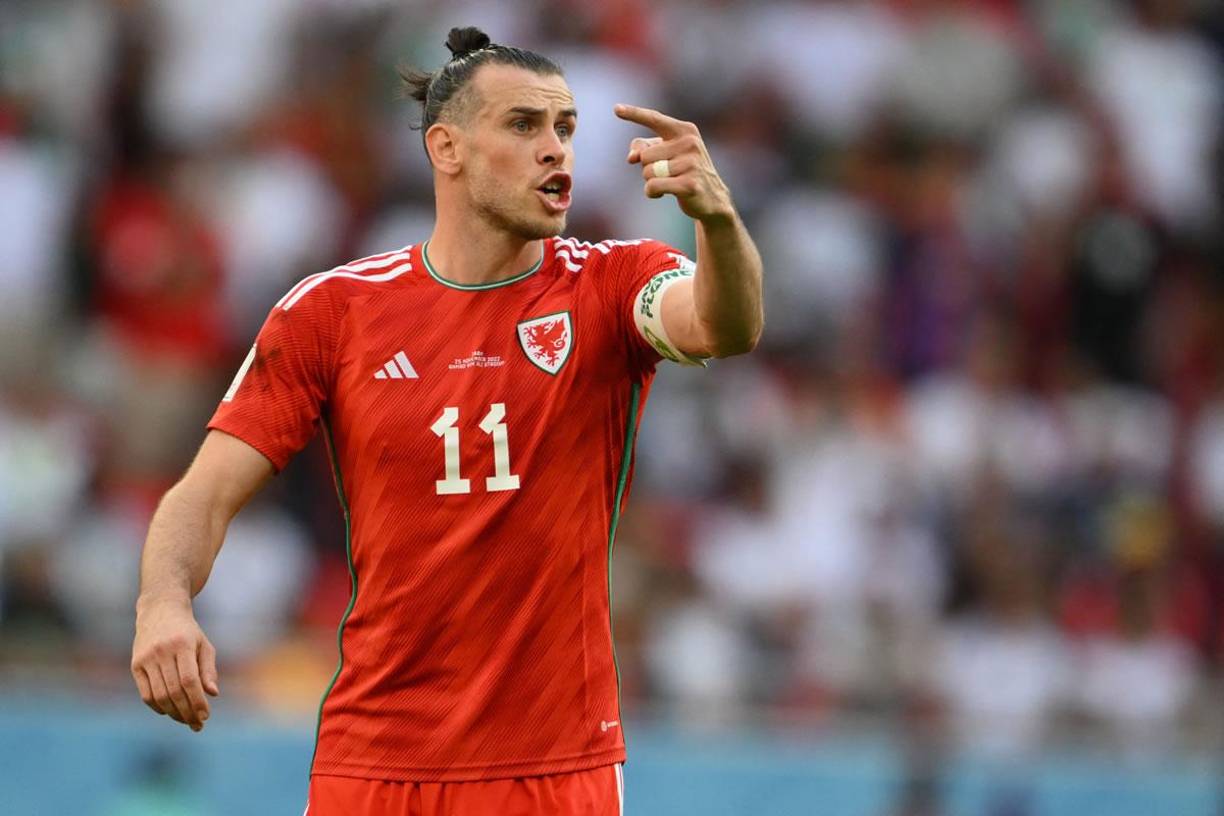 Gareth Bale no tuvo un gran día y sufrió una dolorosa derrota que dejó a Gales al borde del abismo.