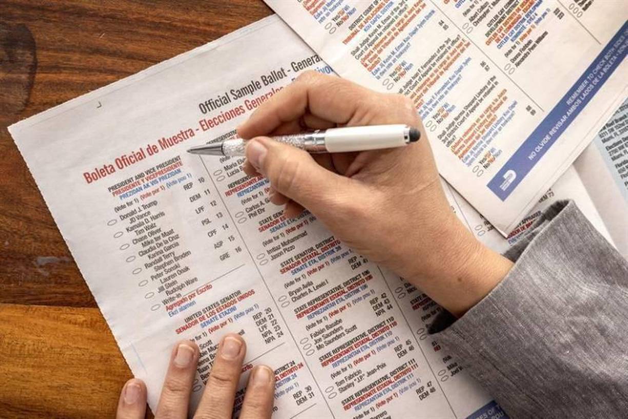 La votación en Estados Unidos deberá realizarse siempre un día martes, a diferencia de la mayoría de los países de América Latina, donde tradicionalmente se realiza un domingo. 