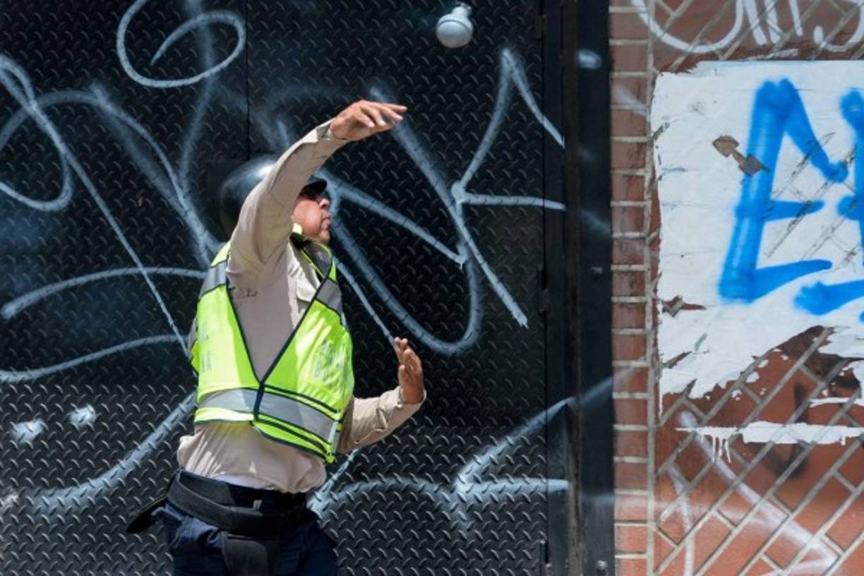 Los manifestantes fueron reprimidos por tercer día consecutivo.