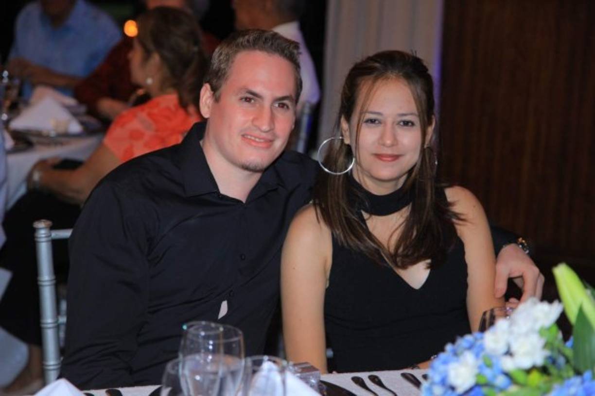 Luis Cruz y Yinelh Martínez.