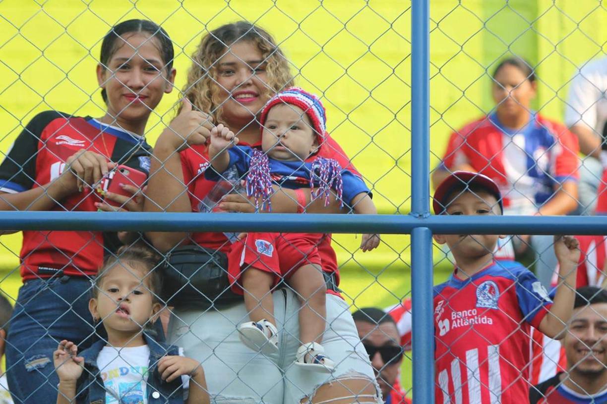 La familia olimpista se hizo presente en el estadio Juan Ramón Brevé Vargas.