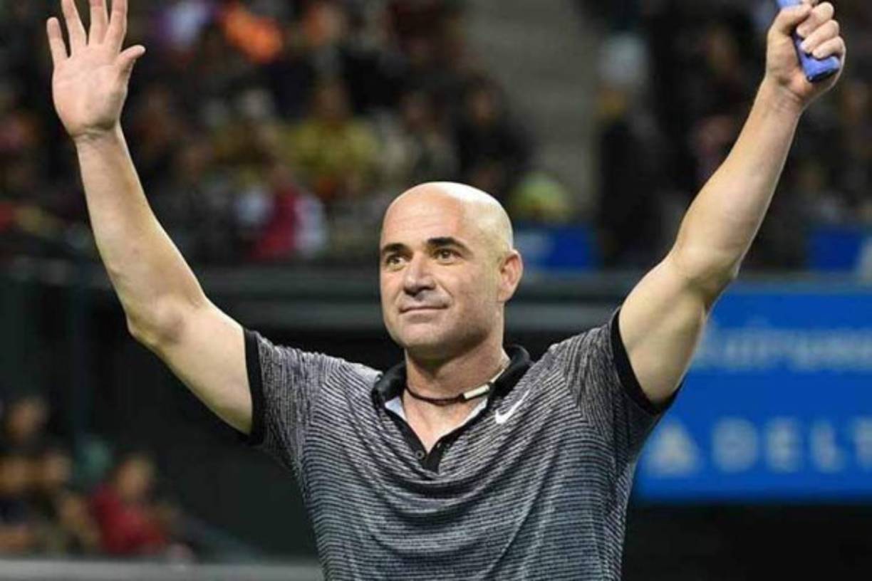 Andre Agassi: Uno de los mejores en los años 90, vivió con miedo a su padre, un hombre de mal carácter y violento.