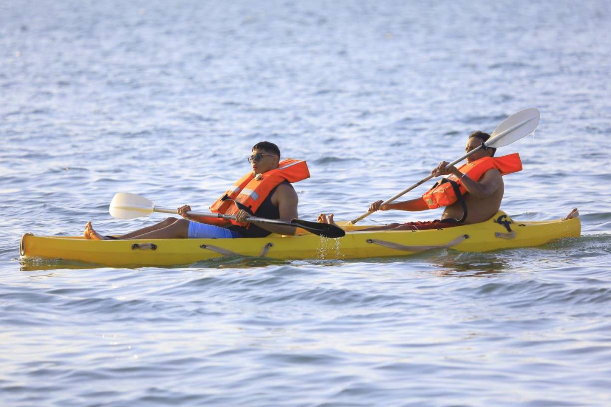 Así disfrutan los hondureños este sábado en Cieneguita, Cortés