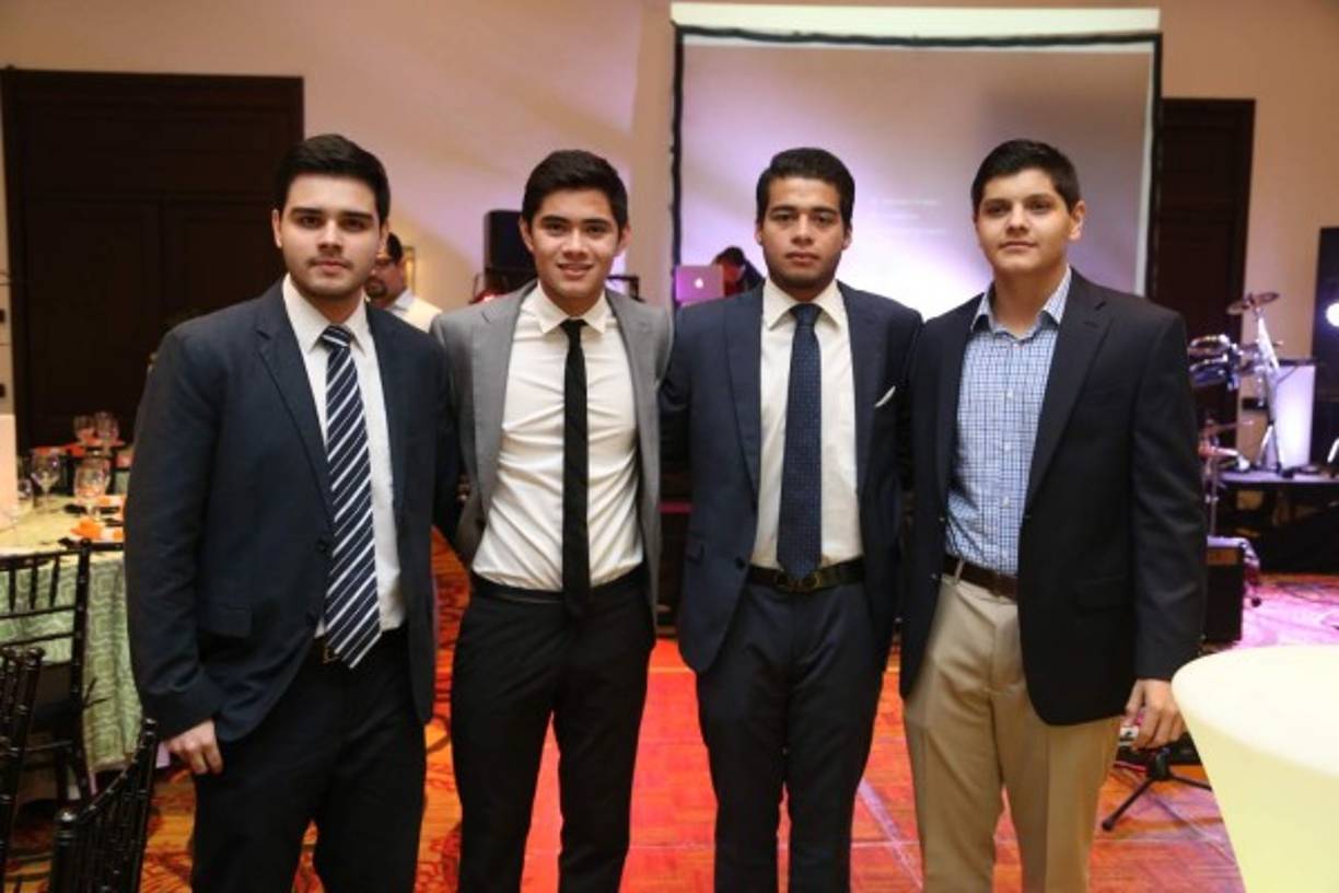 Juan Mejía, Julio Portillo, René Robleda y Andrés Márquez.