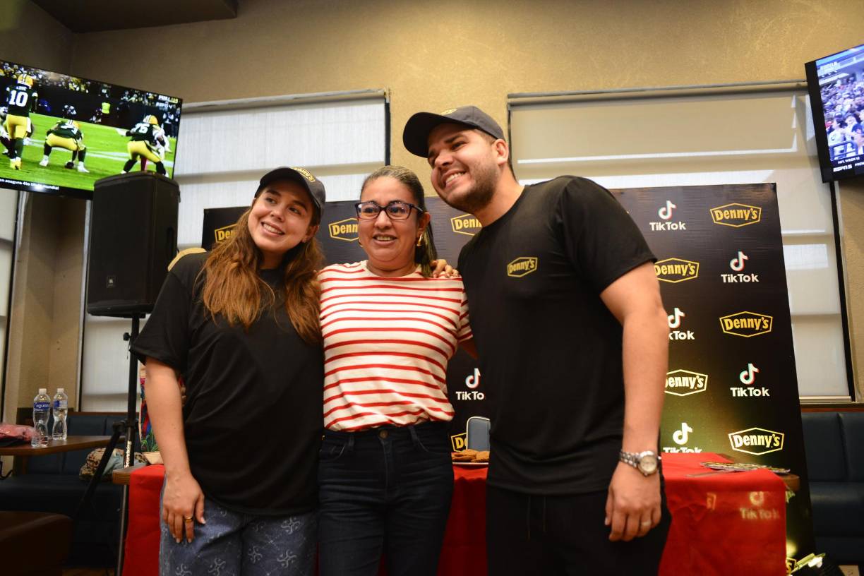 Rosa María Argueta y los influencers colombianos. 