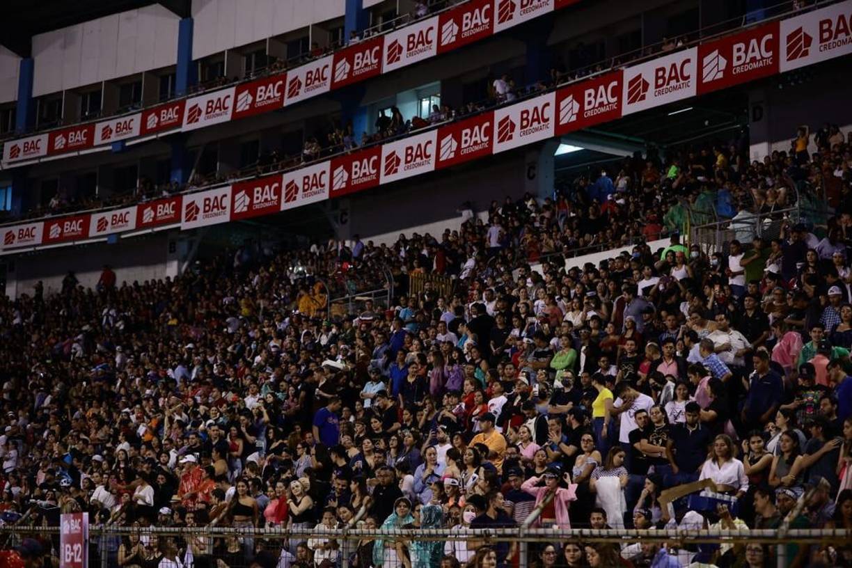 Así fue el show de lujo de Daddy Yankee en San Pedro Sula