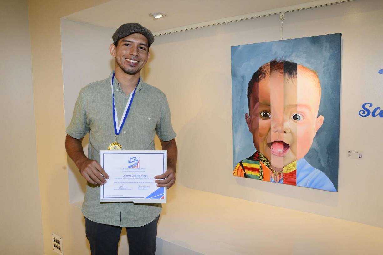 Jehsua Vega y su obra “Todos Somos Iguales”.