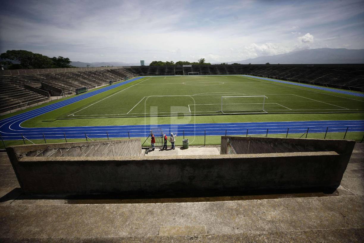 Según las estimaciones hechas por la Municipalidad de La Paz, la instalación del sistema de alumbrado eléctrico tendría un costo aproximado de 6 millones de lempiras, mientras que en el tema de la pintura y la culminación de los camerinos esperan poder contar con el apoyo de la empresa privada para poder completar dichos puntos.