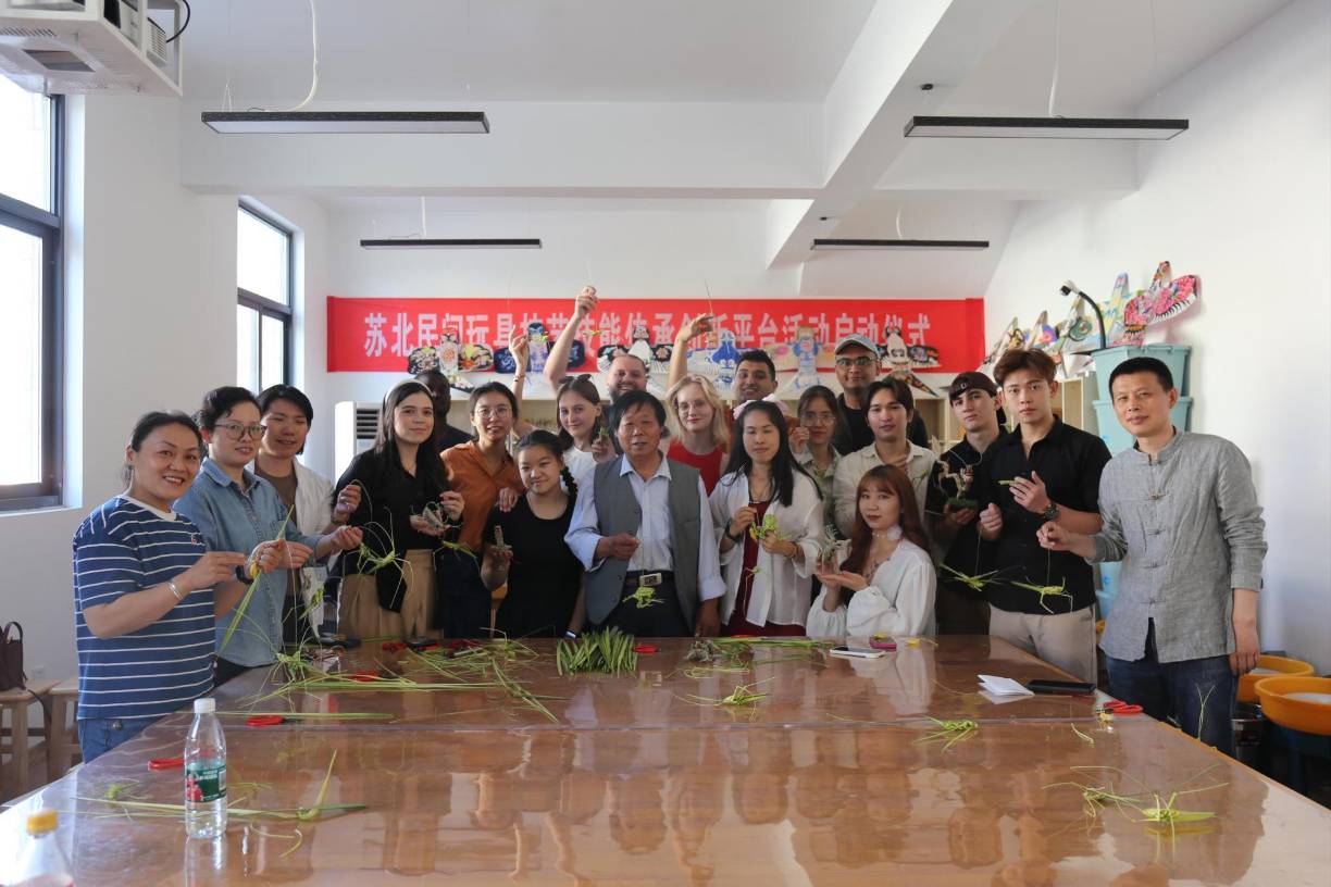 Jackeline Domínguez mencionó que ya se encuentra en la búsqueda de un empleo en Honduras, ya que en unas semanas estará de regreso en el país. 