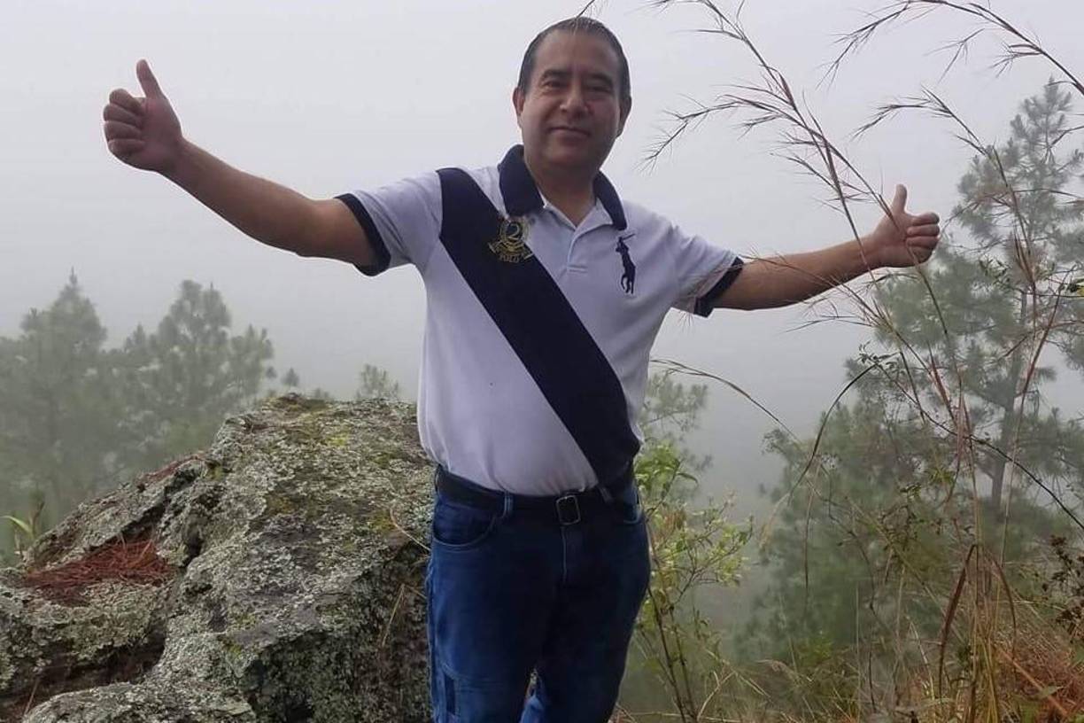 Rafael Antonio Ramos Flores, un comerciante, viajaba con sus dos hijos hacia Santa Bárbara cuando ocurrió el trágico accidente.