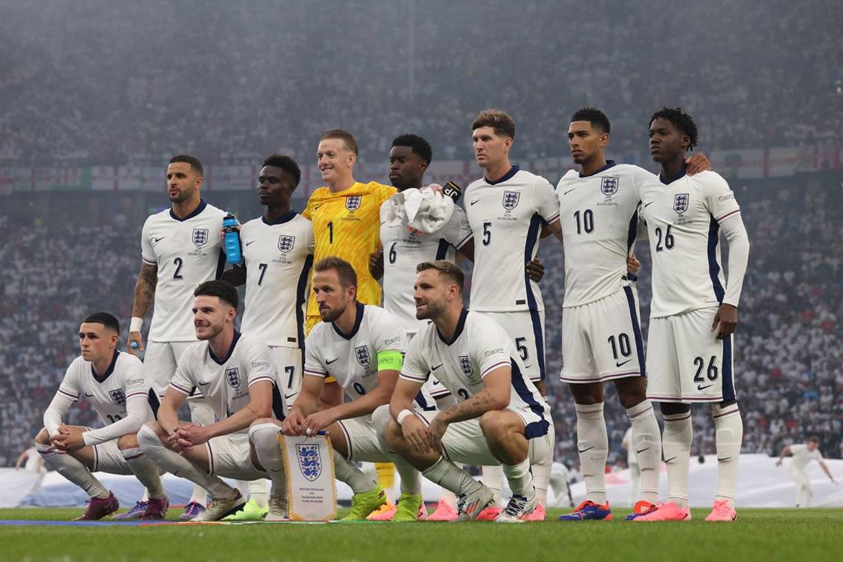 INGLATERRA (4°): Llegar a la final de la Eurocopa les permitió a los ingleses pasarle a Brasil y alcanzar los 1812 puntos.