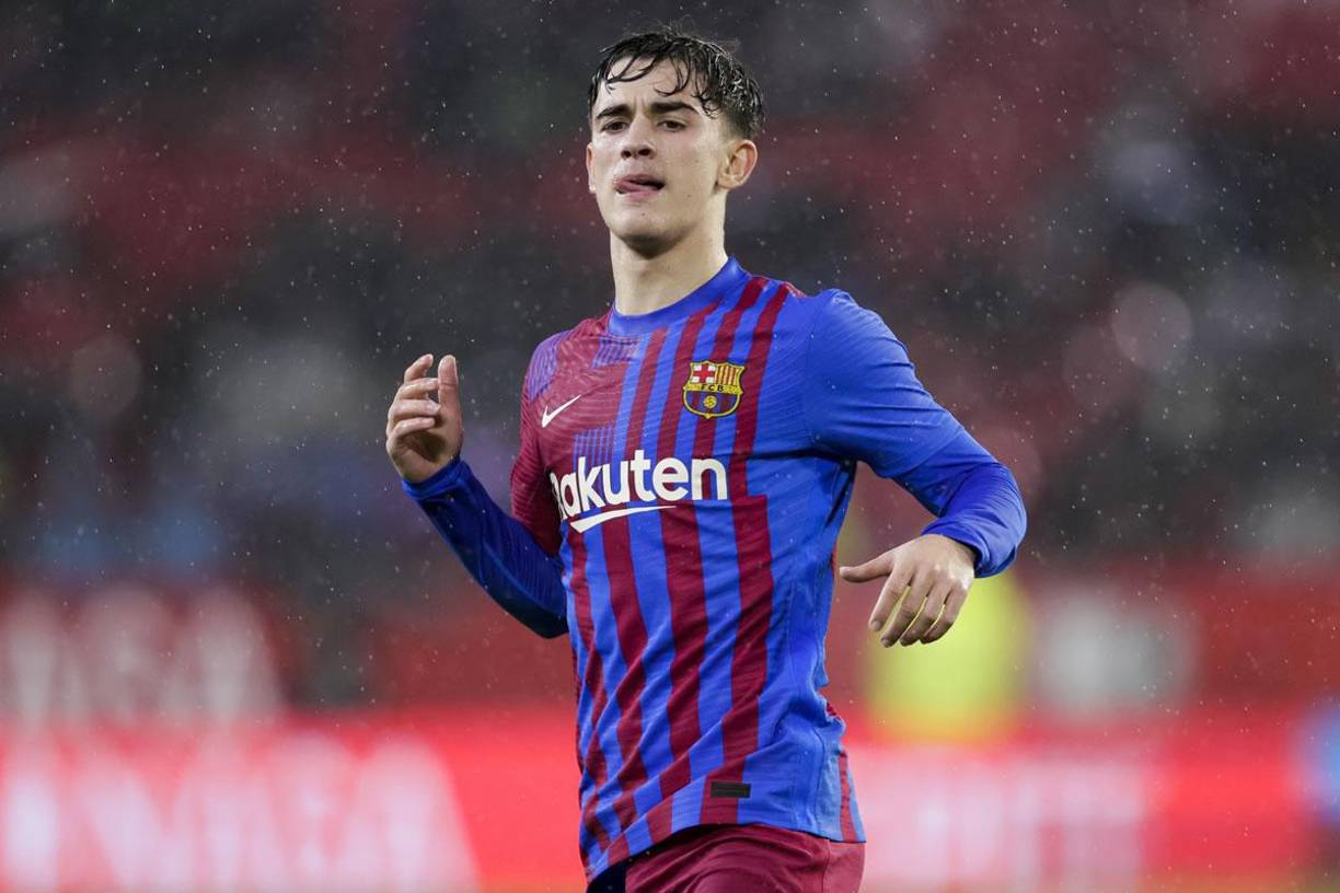 El Barcelona y el representante de Gavi han mantenido este viernes una reunión para tratar la renovación del futbolista con el que ya vienen negociando desde hace meses. Xavi Hernández ha pedido la ampliación del contrato del jugador. “Es muy importante. Es un jugador de presente y futuro. Ojalá lleguen a un acuerdo. Tengo una buena relación con De la Peña y hay que llegar a un acuerdo. Sería una gran noticia para el barcelonismo”, aseguró en rueda de prensa.