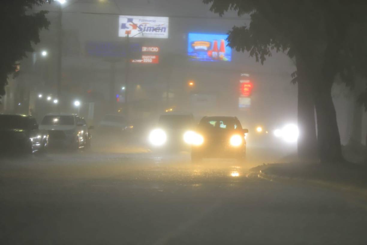 Hasta las 6:50 de esta tarde, las autoridades no han reportado incidencias mayores.